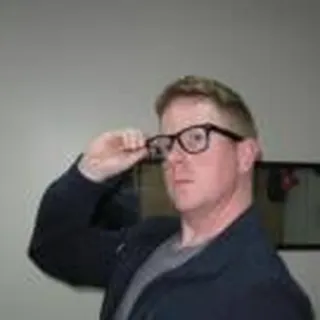 Chris R.
