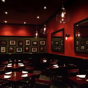 sushi and sashimi, interior