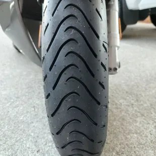 Front tire, Metzler Roadspec