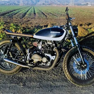 Custom KZ400