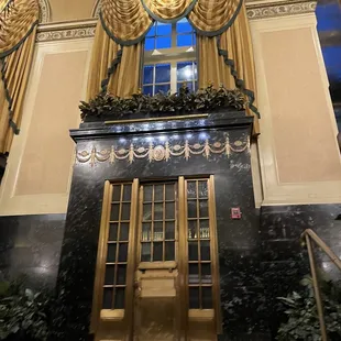 the entrance to a hotel
