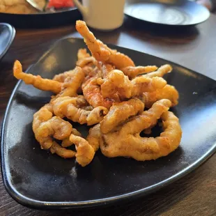 chicken wings and fried chicken, food