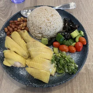 C01. Signature Hainan Chicken over Rice /