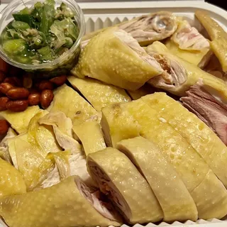 R01. Signature Hainan Chicken (Half) /