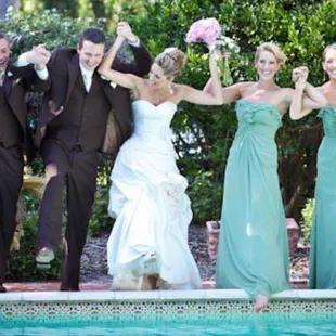 Looking to have a wedding to remember? We are there to make sure you keep having fun and enjoying the day.