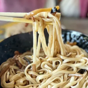 Sweet Garlic Pork Noodles