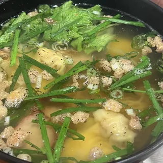 Wonton Noodles Soup