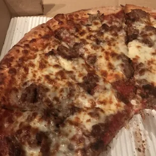 Bacon Cheeseburger Pizza
