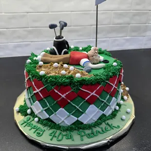 a golf themed birthday cake