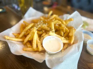 Neighbors Westside Bar & Grill