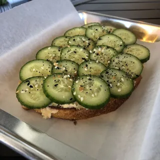 Hummus Toast