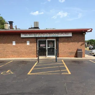 Entrance to Speed Queen