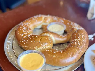 Gordy's Boat House Restaurant & Bar