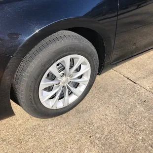 Tires with NO TIRE SHINE