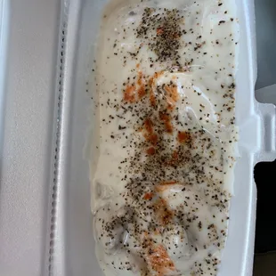 Biscuits and gravy (small)