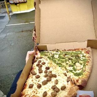 Gigantic slices of pizza loaded with mozzarella - New York, Mew York!