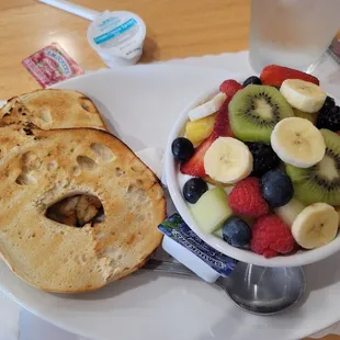 Fruit yogurt bowl with bagel