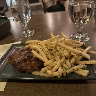 kids 6 oz steak with truffle fries