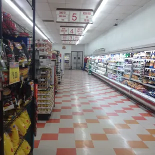 the aisle of a grocery store