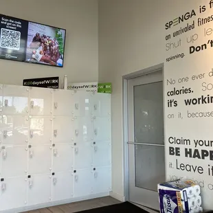 Lobby area w lockers