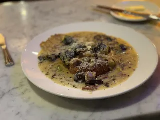 Giovannis Ristorante