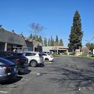 There are plenty of parking space outside the restaurant