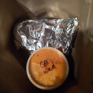 Takeaway medium heat butter chicken and plenty of naan