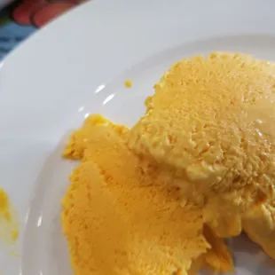 Mango mousse.