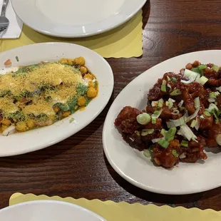 Samosa Chaat and gobi manchurian