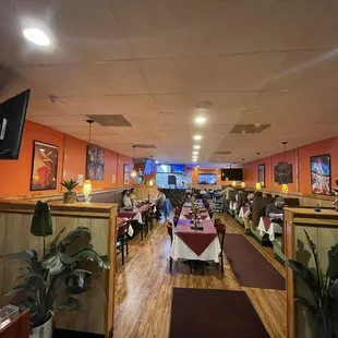 sushi and sashimi, interior