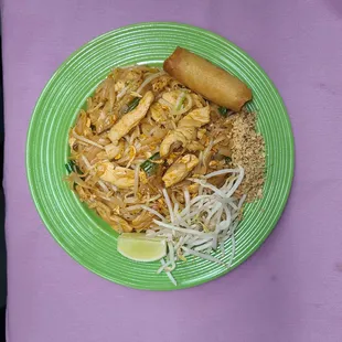 Chicken Pad Thai lunch special with a vegetable spring roll.