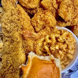 chicken wings and fried chicken, chicken, food, chicken wings, fried chicken wings, bbq chicken, poultry, bbq wings, fried chicken