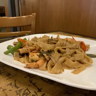 Drunken noodle shrimp