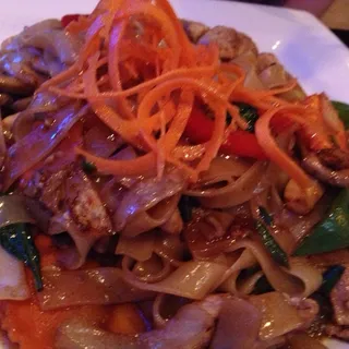 Drunken Noodle