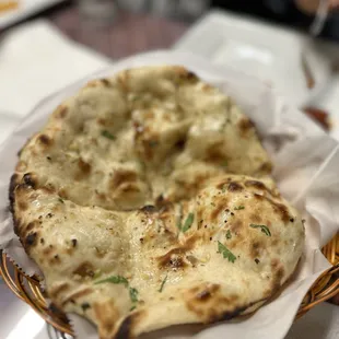 Garlic naan