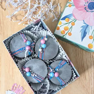 Gender Reveal Cake Bites