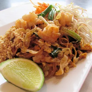 Phad Thai Noodle Lunch