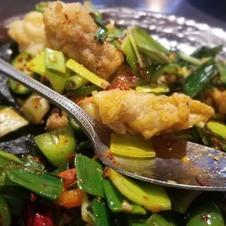 Se2. Sizzling Calamari with Spicy sauce