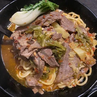 F14. Beef Noodle Soup