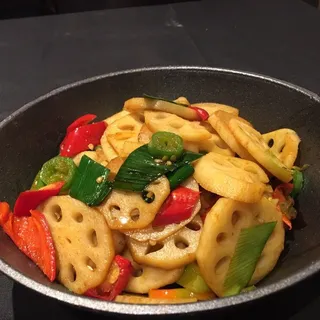 Sauteed Lotus with Spicy Sauce