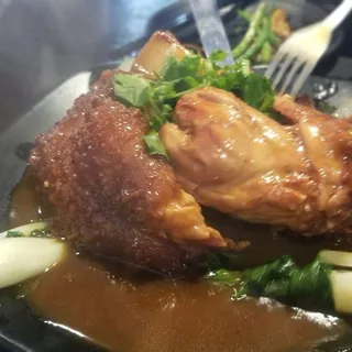 M1. Pork Shoulder with Garlic Sauce