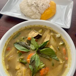 Green Curry &amp; Mango with Sticky Rice