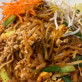 Pad Thai chicken.
