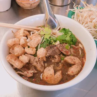 Nam Tok Noodle Soup