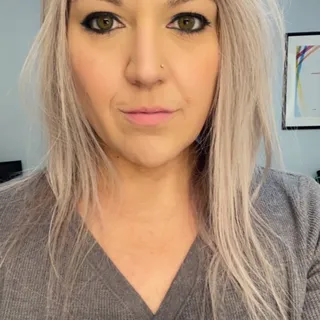 Samantha T.