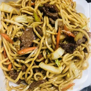 Beef lomein