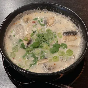 Tom Kha
