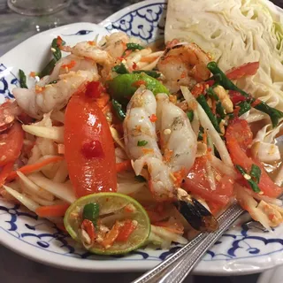 Papaya Salad with Grilled Shrimp