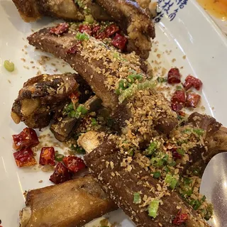 33. Spicy King Pork Ribs