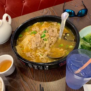 34. Golden Soup with Marbied Beef Slices